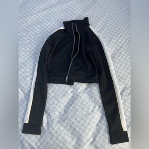 Cropped zip up
